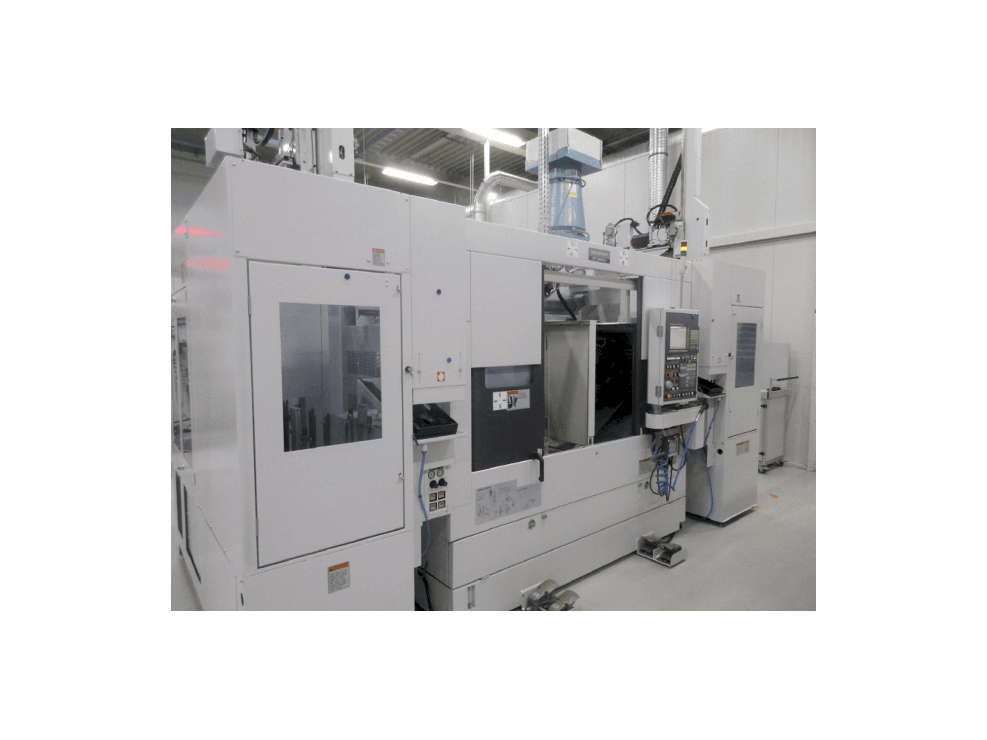 Vista frontal de la máquina Takisawa TT-2600GD