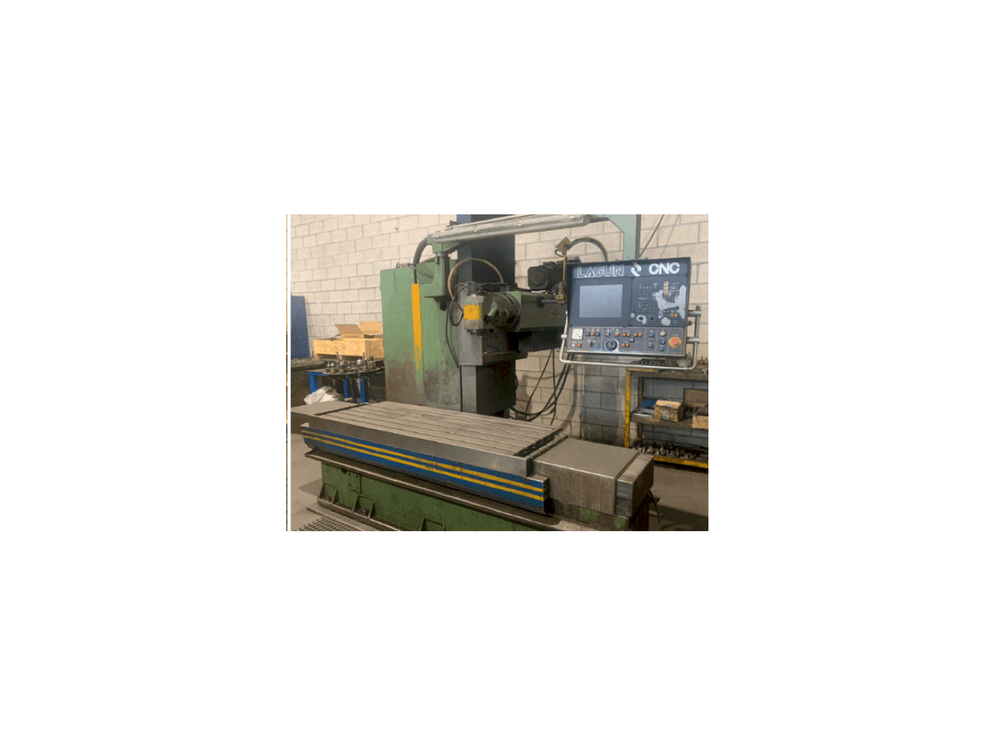 Vista frontal de la máquina LAGUN FBF 1800