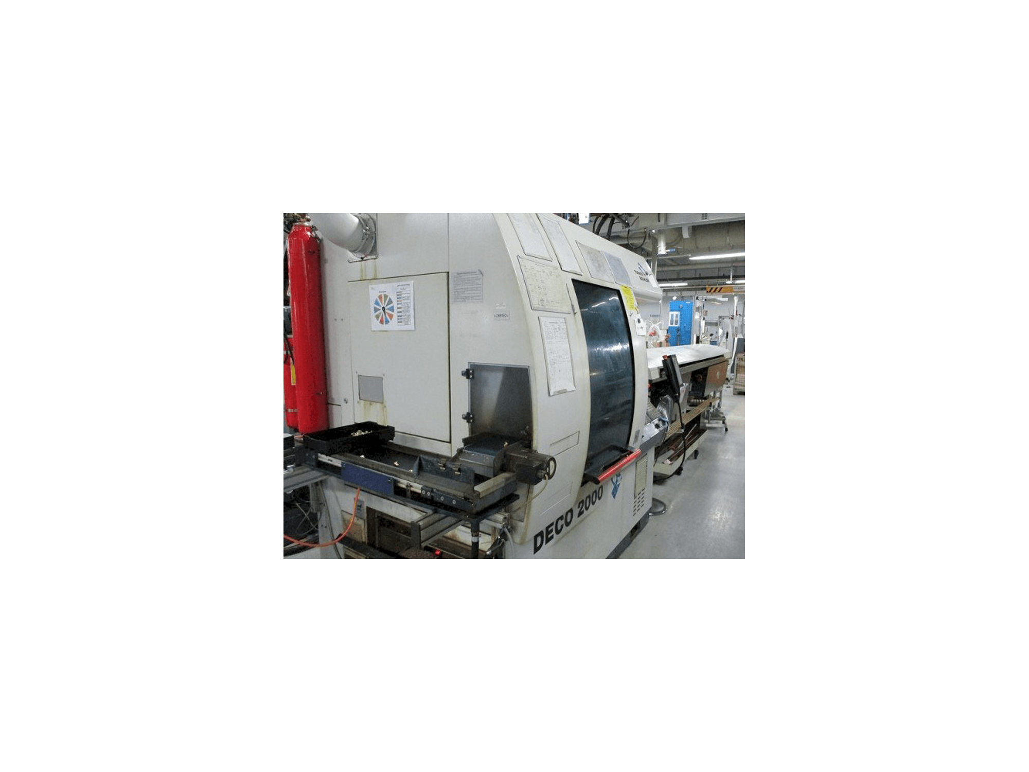 Vista lateral izquierda de la máquina Tornos-Bechler DECO 20