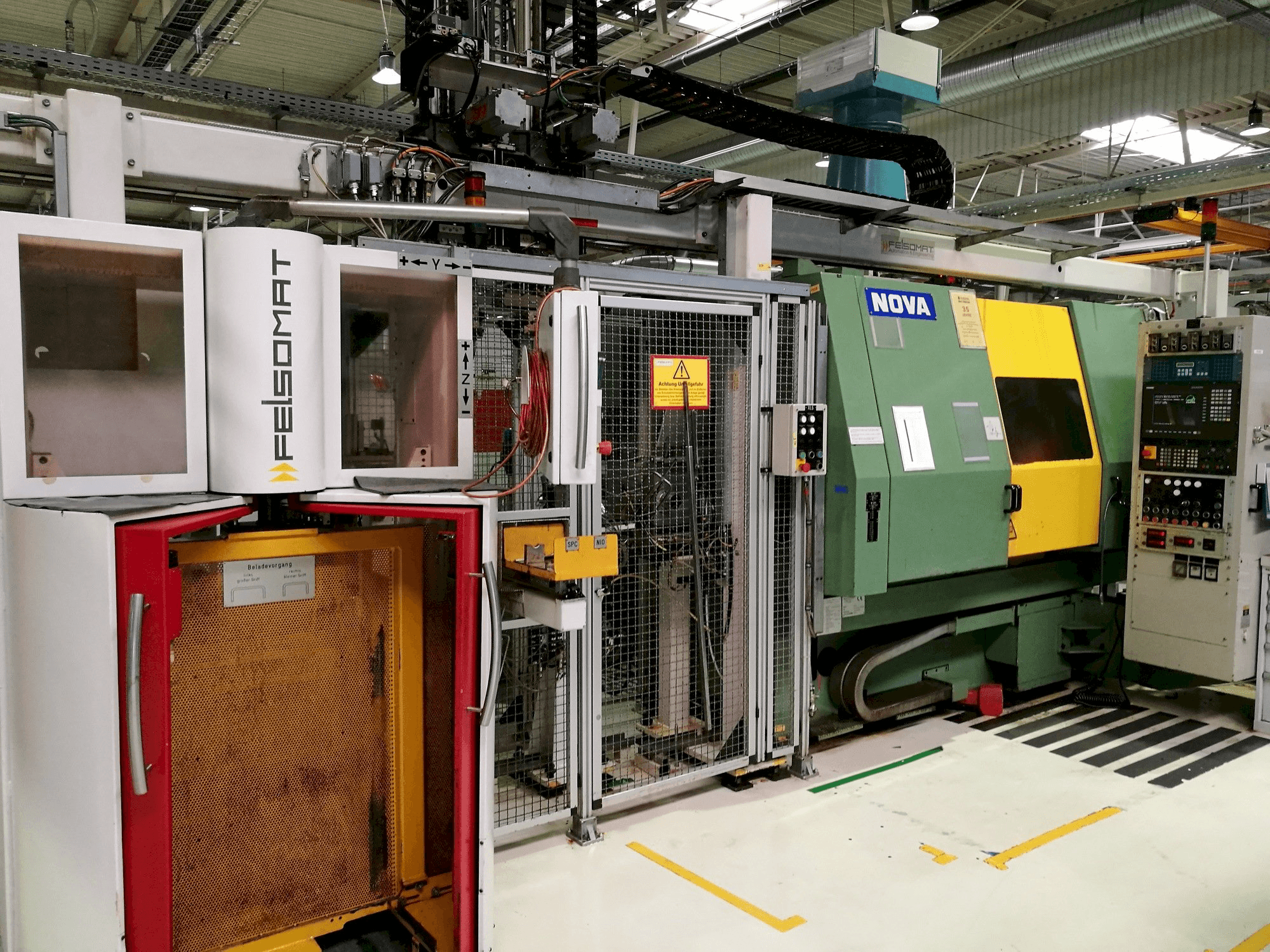 Vista frontal de la máquina NOVA M12-T4N